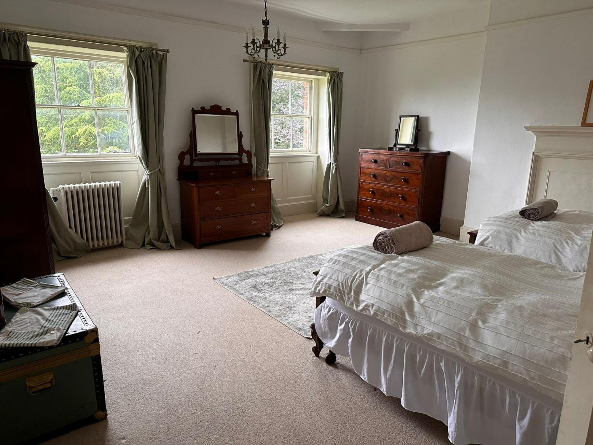 Cressy Hall - Historic Grade II Listed Manor, Gorgeous Topiary Garden Gosberton 外观 照片